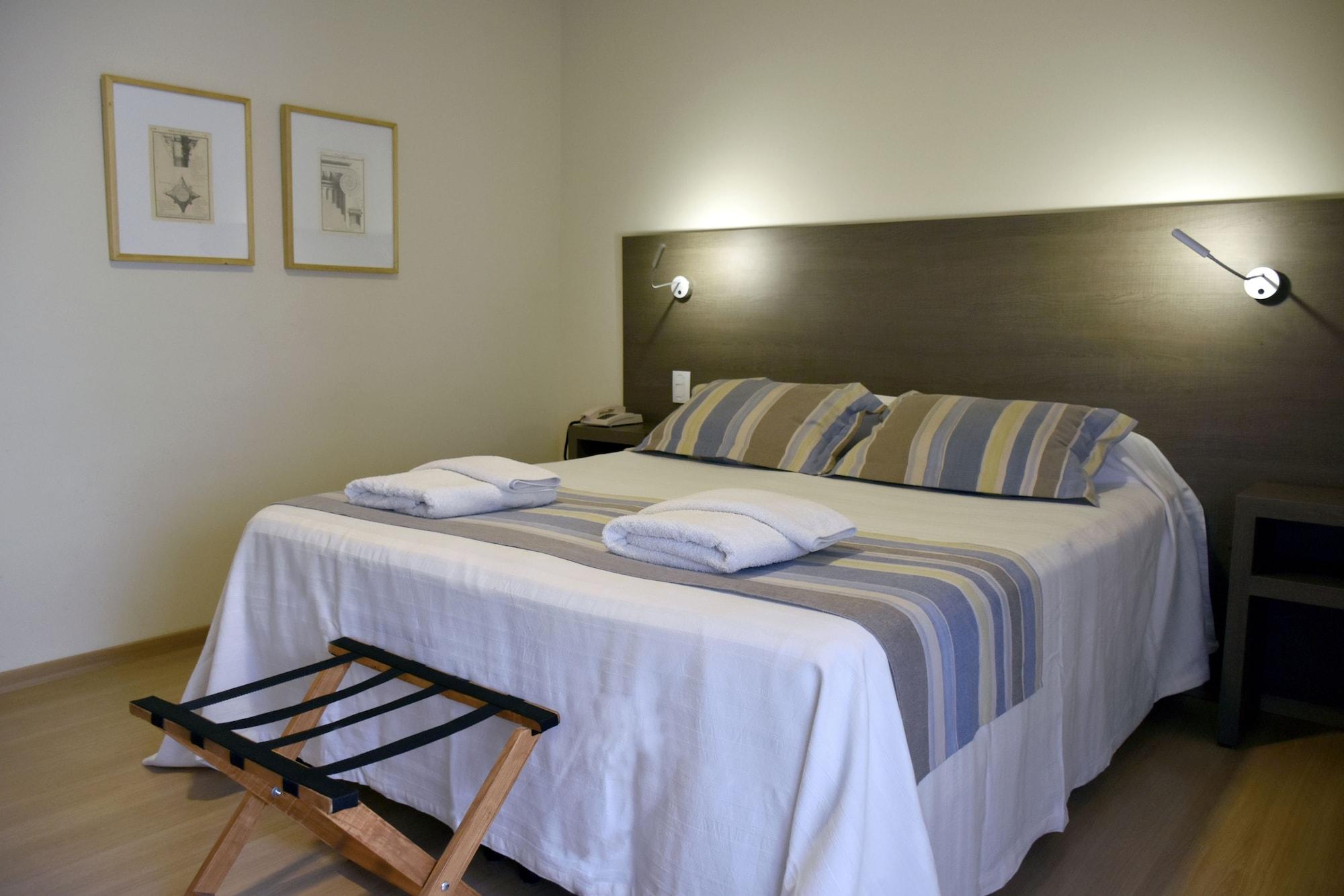 Abril Boutique Hotel 2*