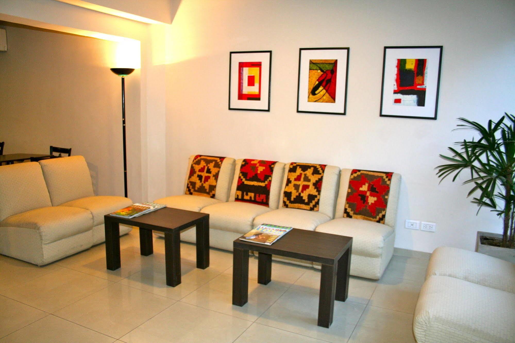 Abril Boutique Hotel