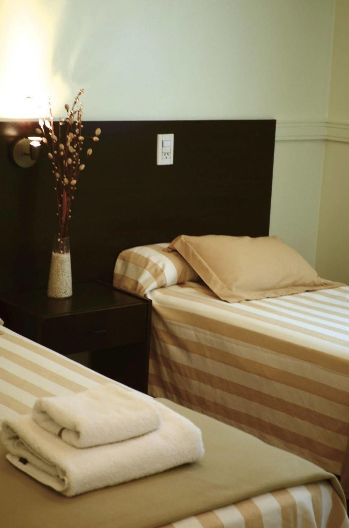 Abril Boutique Hotel 2*